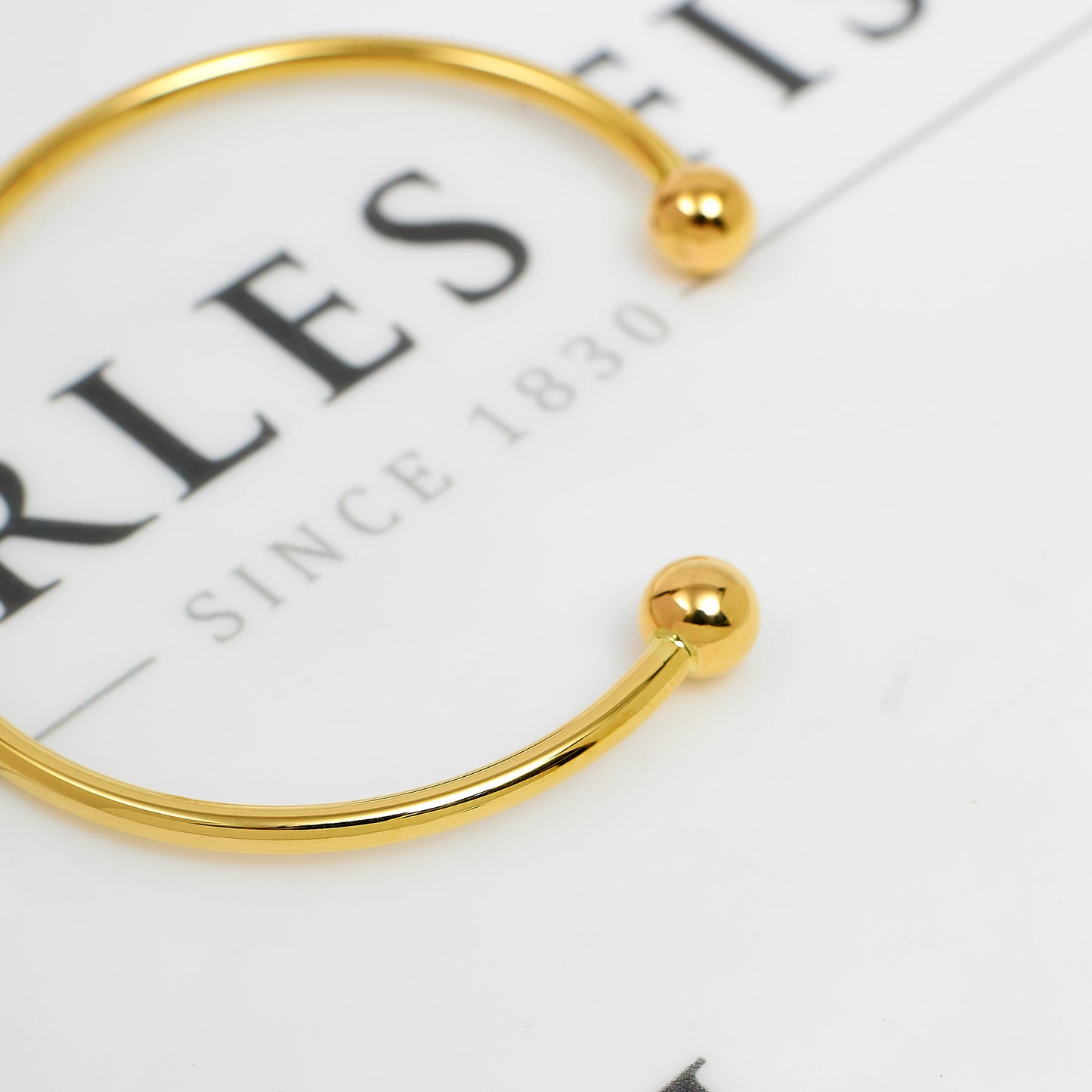 Pre-Owned 9ct Gold Torque Bangle