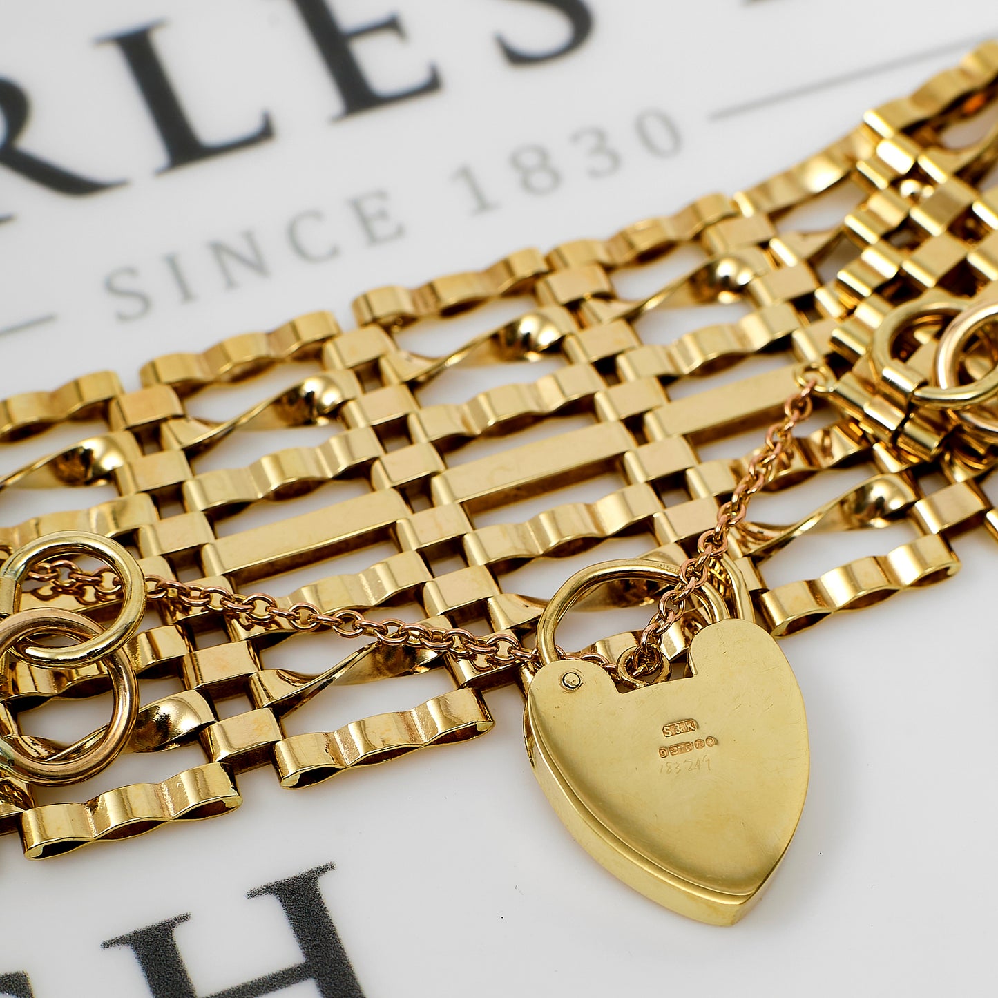 Pre-Owned 9ct Gold 7 Bar Gate Bracelet 8 Inch