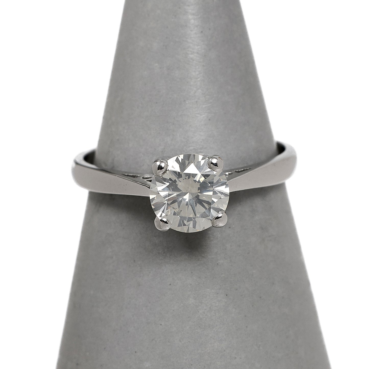 Pre-Owned 18ct White Gold Diamond Single Stone Ring Size O