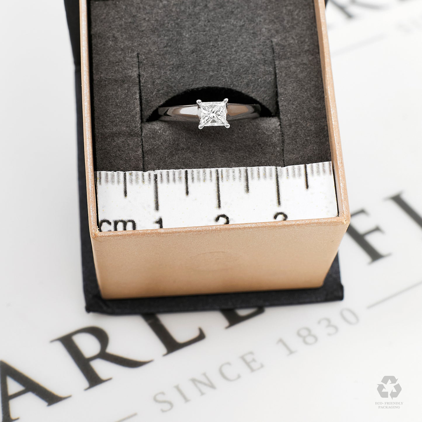 Pre-Owned 18ct White Gold Princess Cut Diamond Ring Size H.5
