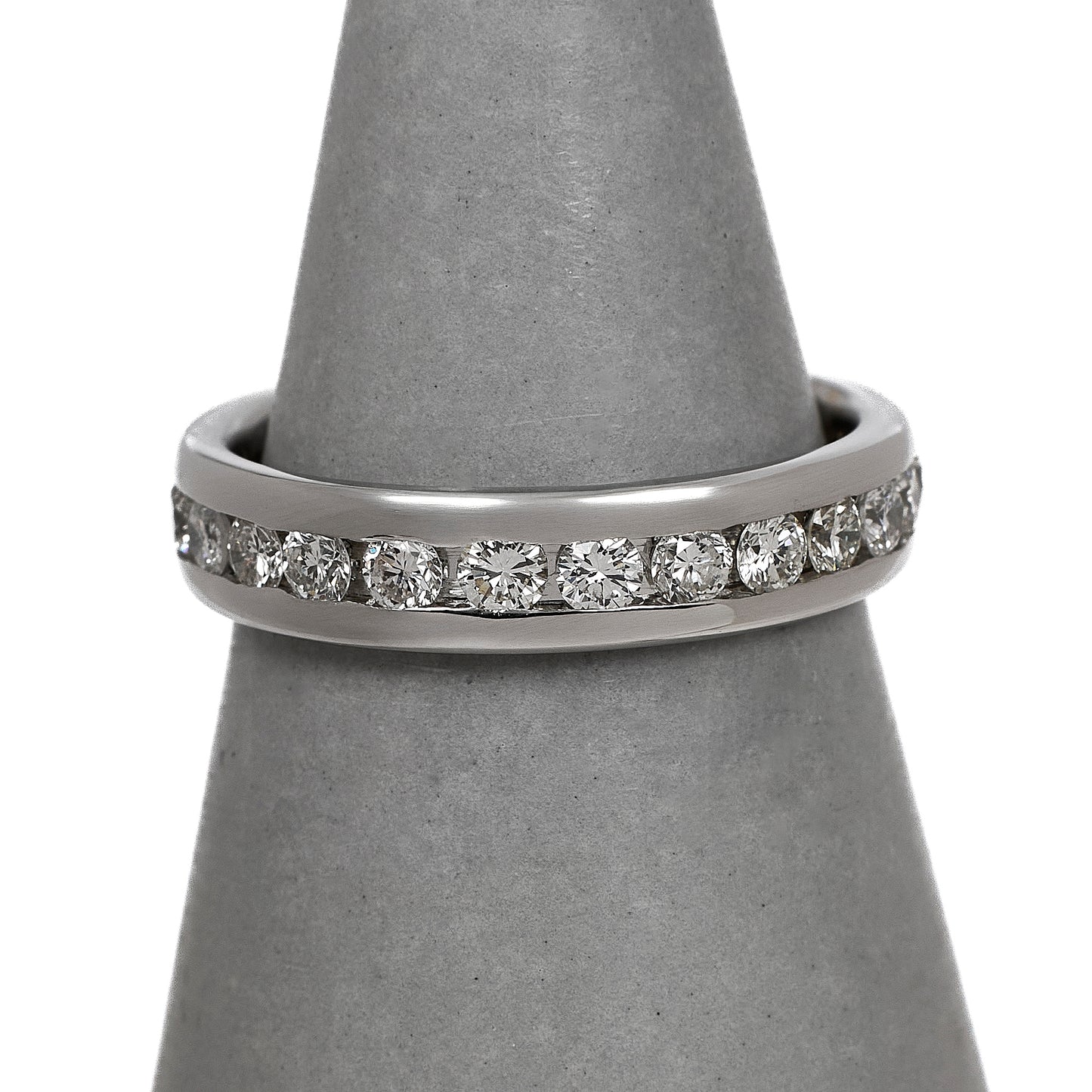 Pre-Owned 18ct White Gold Diamond Full Eternity Ring Size L.5