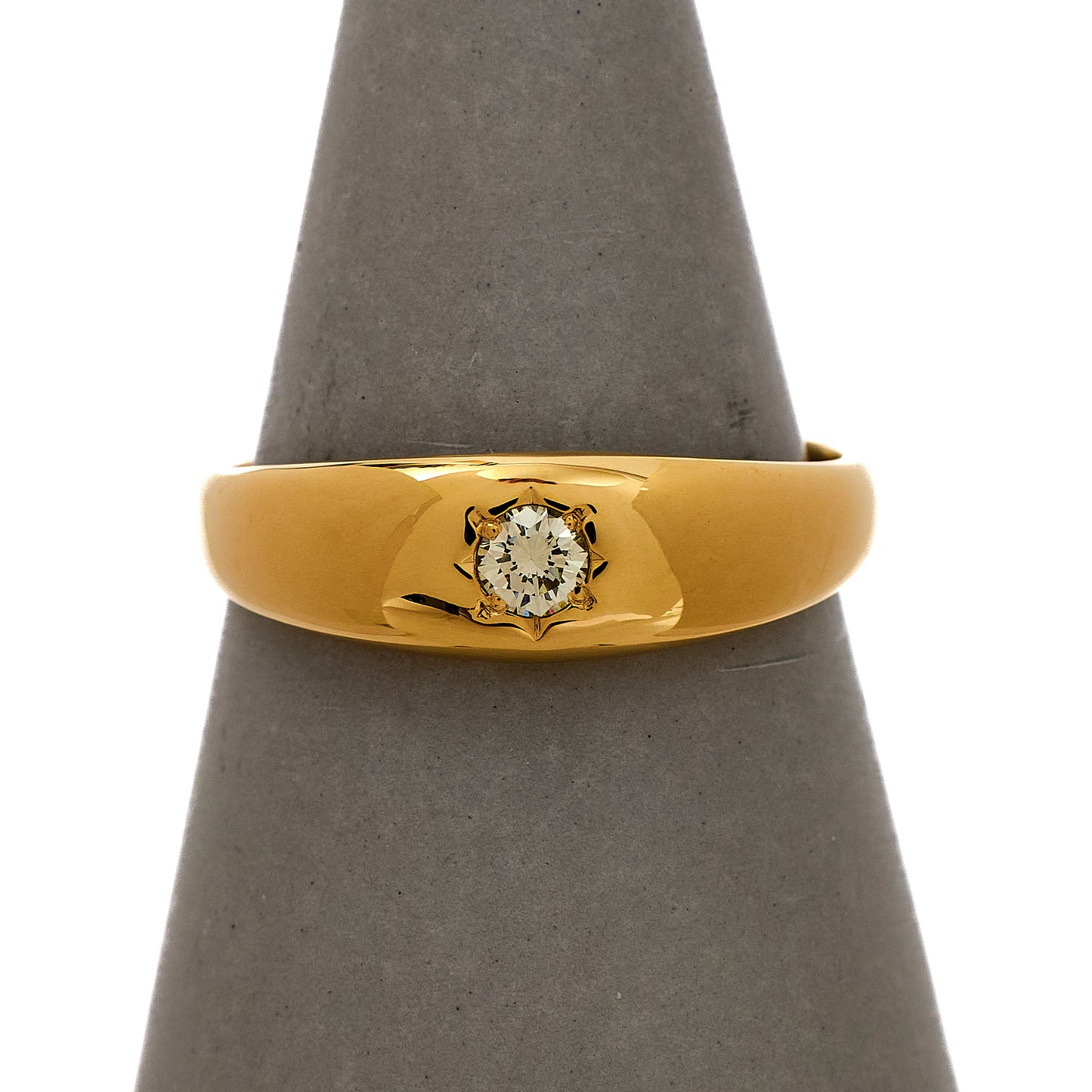 Pre-Owned 9ct Gold Diamond Flush Set Ring Size T