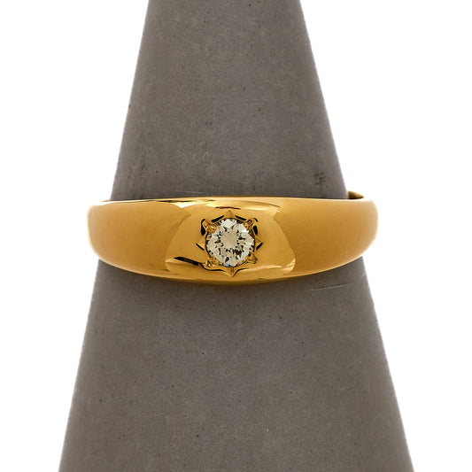 Pre-Owned 9ct Gold Diamond Flush Set Ring Size T