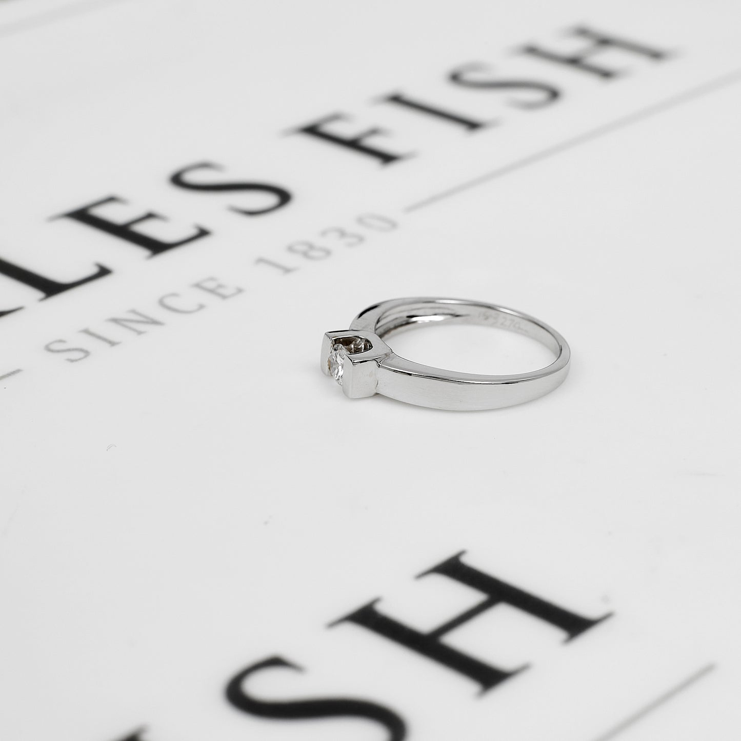 Pre-Owned 9ct White Gold Single Diamond Ring Size H.5