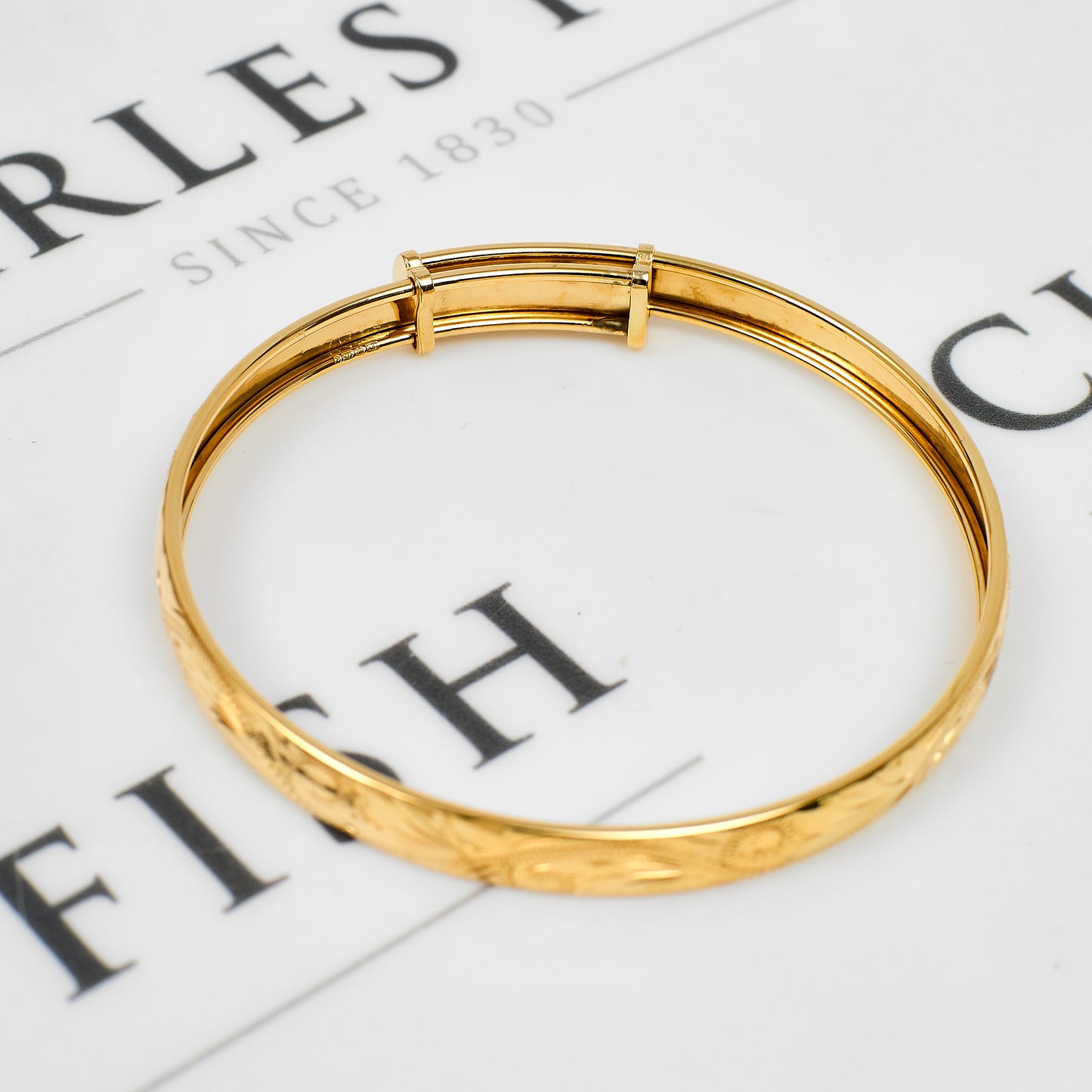 Pre-Owned 9ct Gold Patterned Bangle Expandable