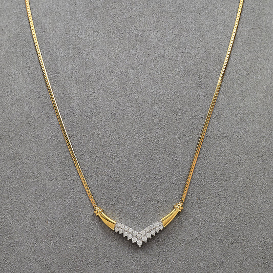 Pre-Owned 9ct Gold CZ Chevron Centre Dress Necklace 17 Inch