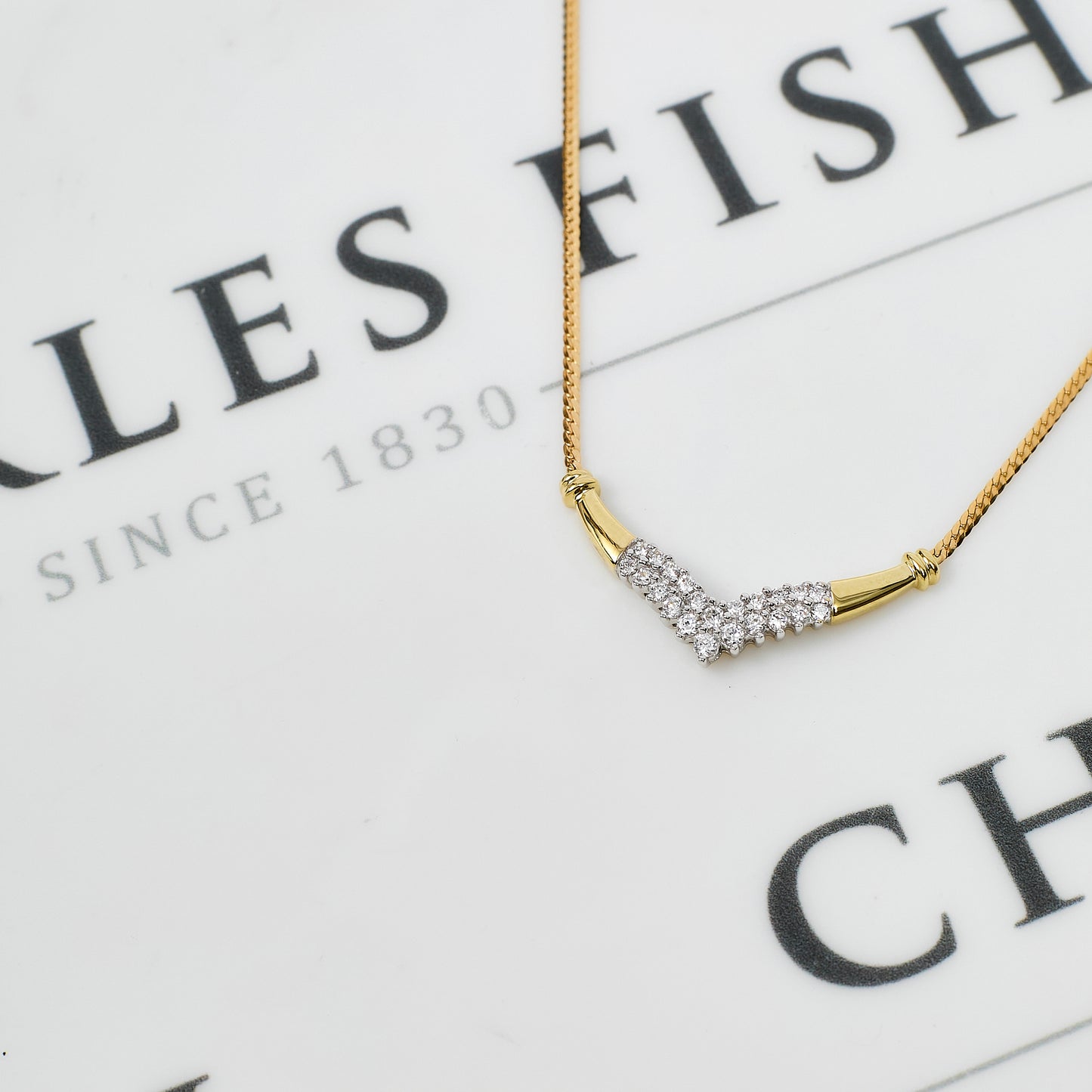 Pre-Owned 9ct Gold CZ Chevron Centre Dress Necklace 17 Inch