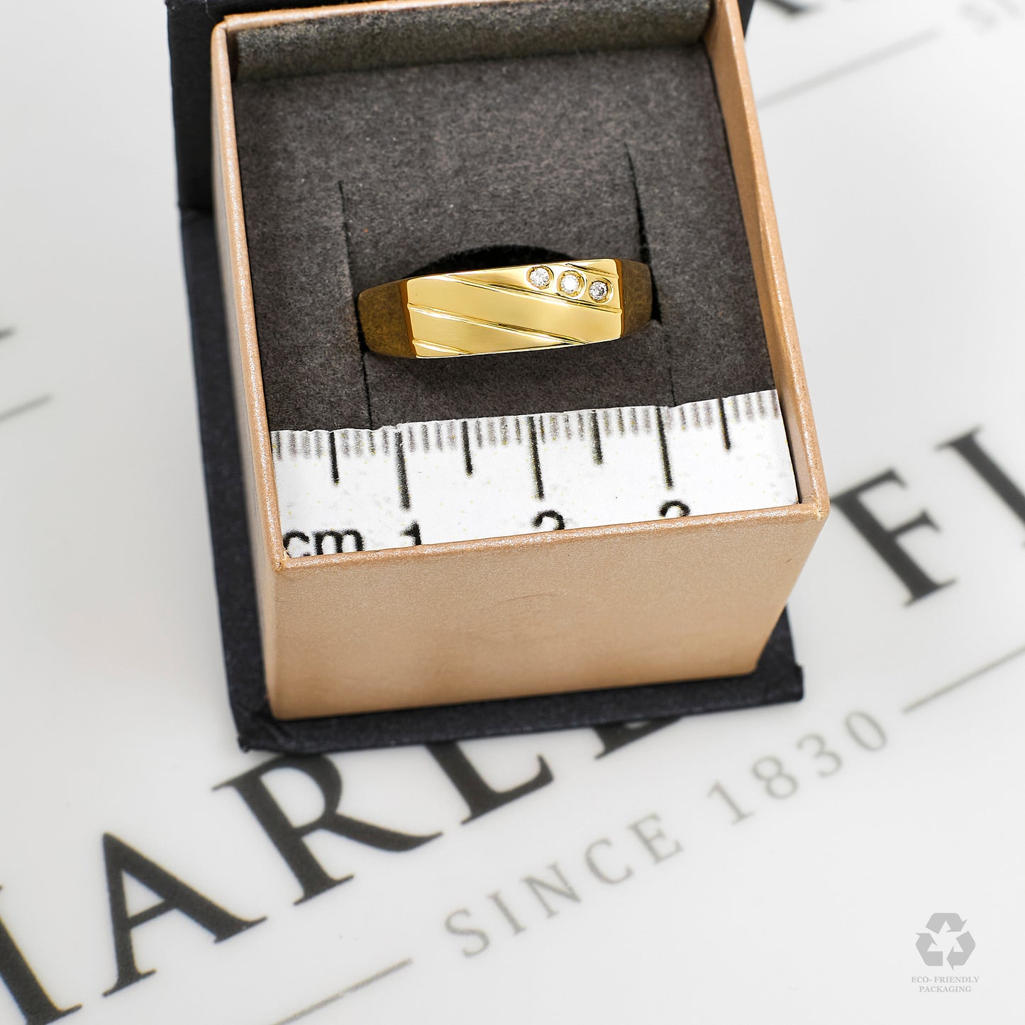 Pre-Owned 9ct Gold Mens Diamond Rectangle Signet Ring Size V