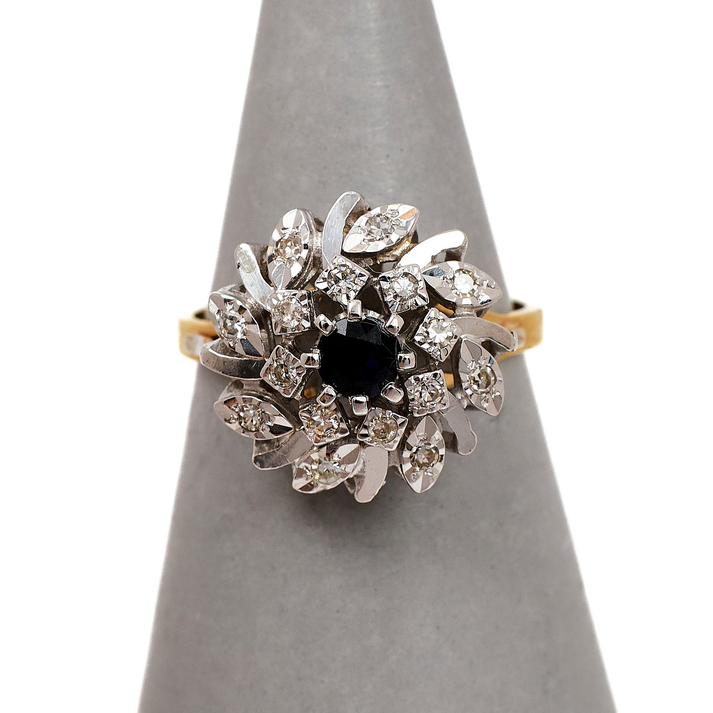 Pre-Owned 9ct Gold Sapphire & Diamond Cluster Ring Size K.5