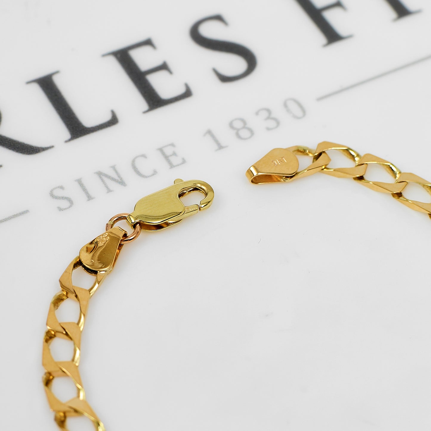 Pre-Owned 9ct Gold Curb Chain Bracelet 8 Inch