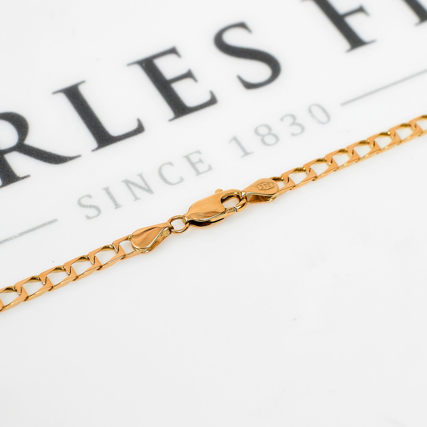 Pre-Owned 9ct Gold Curb Chain Necklace 22 Inch
