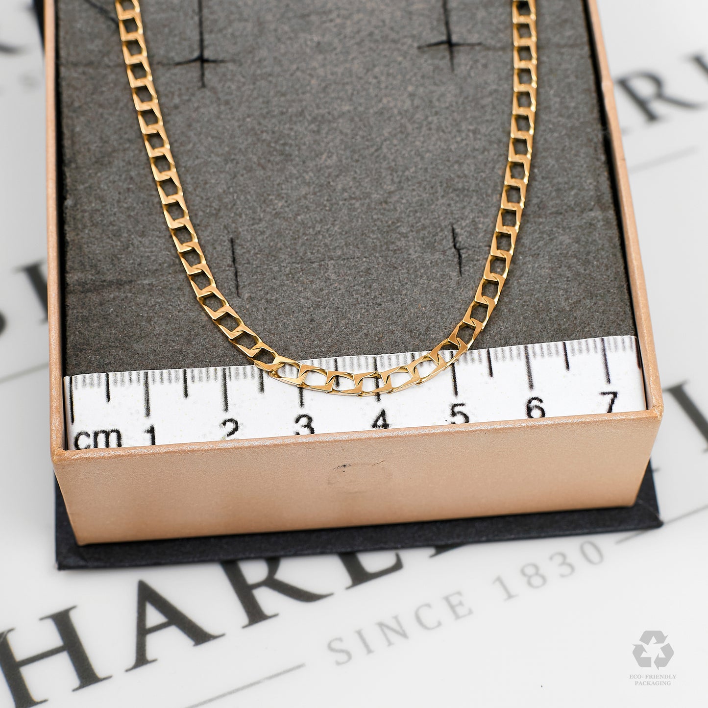 Pre-Owned 9ct Gold Curb Chain Necklace 22 Inch