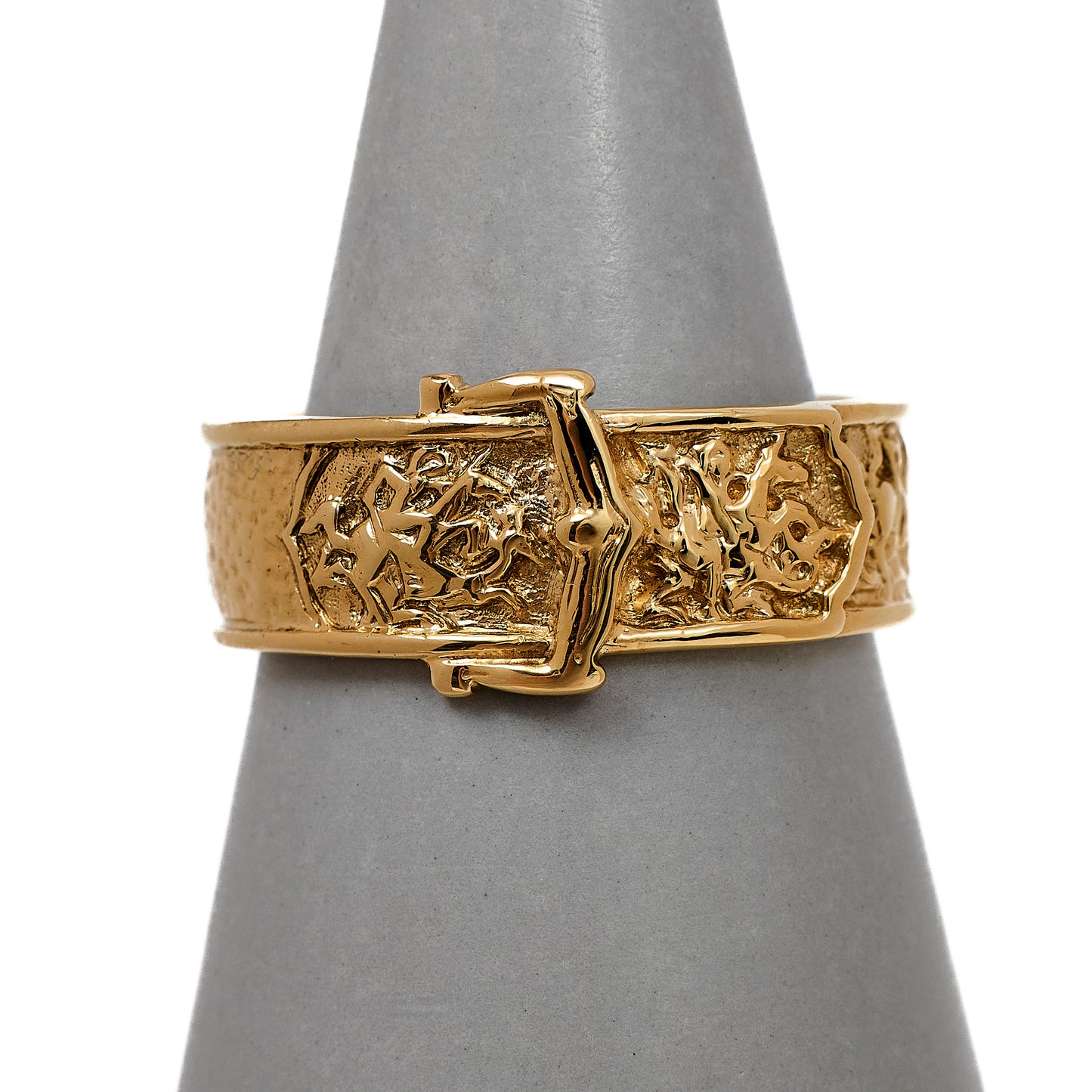 Pre-Owned 9ct Gold Mens Jockey On Horse Buckle Ring Size Z+2