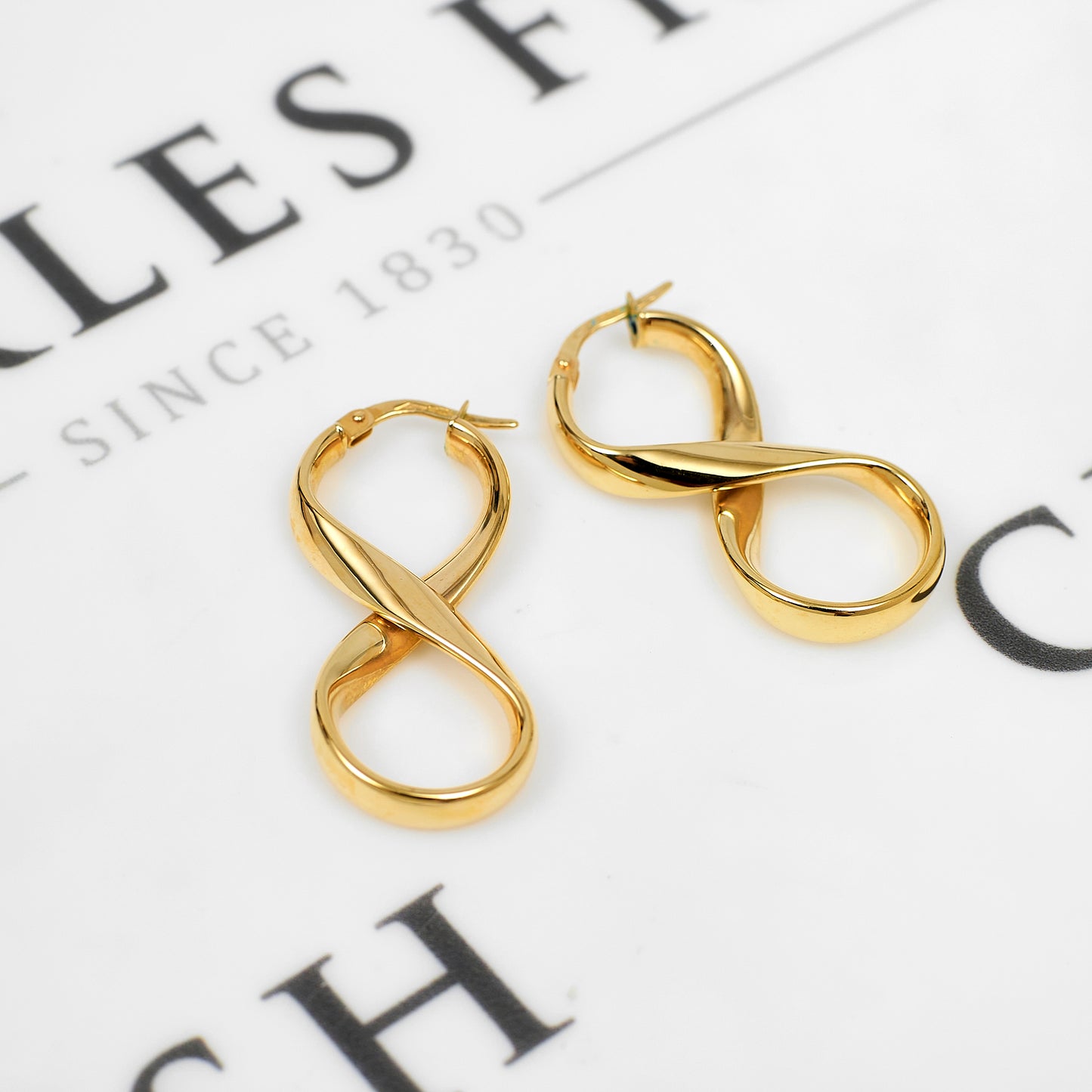 Pre-Owned 9ct Gold Figure Of 8 Creole Earrings