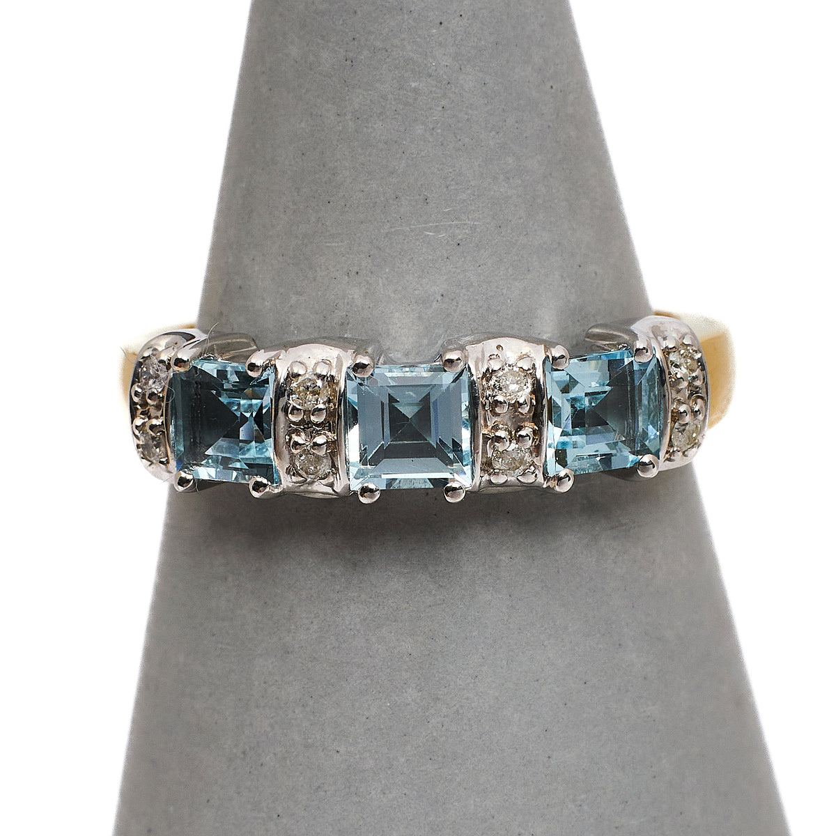 Pre-Owned 9ct Gold Square Aquamarine & Diamond Ring Size P
