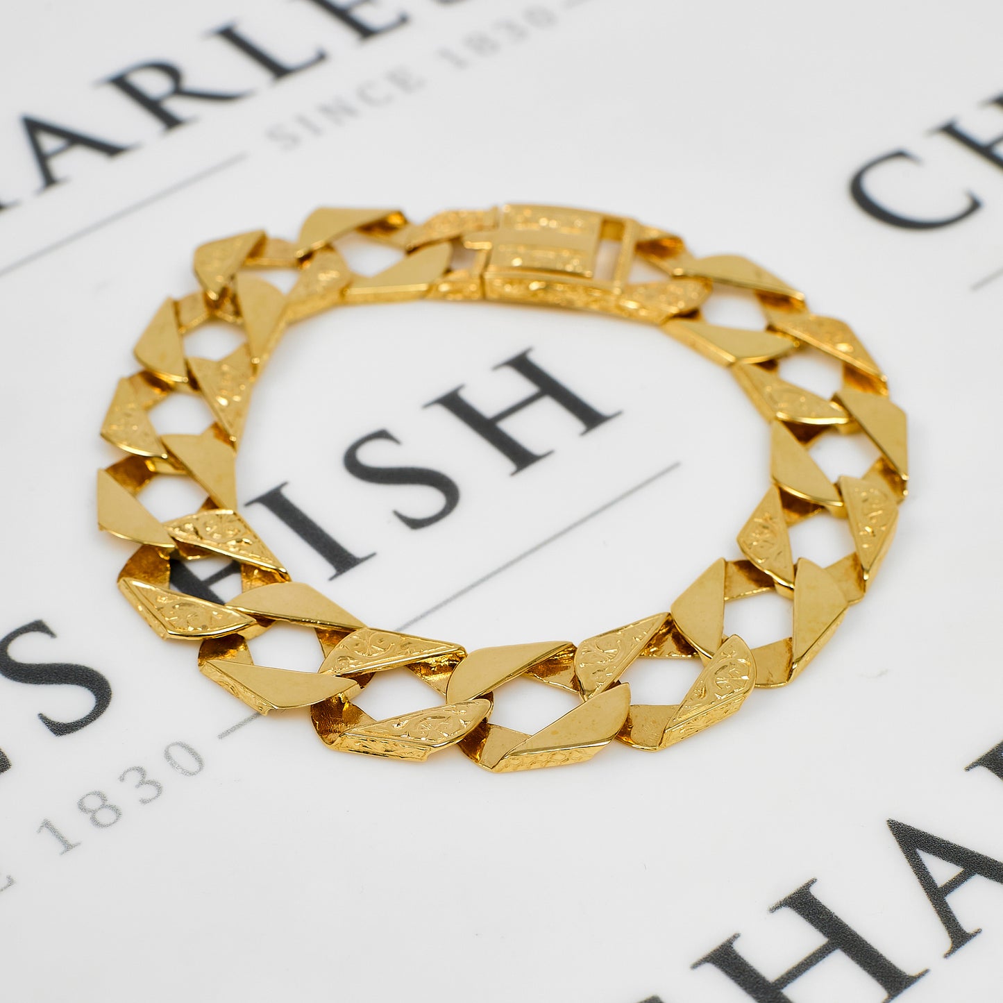 Pre-Owned 9ct Gold Pattern & Polish Curb Chain Bracelet