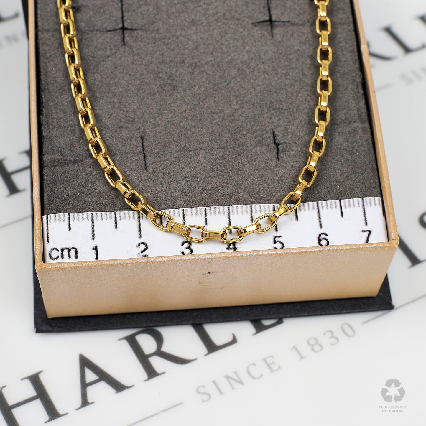 Pre-Owned 14ct Gold Rectangle Link Necklace 20 Inch