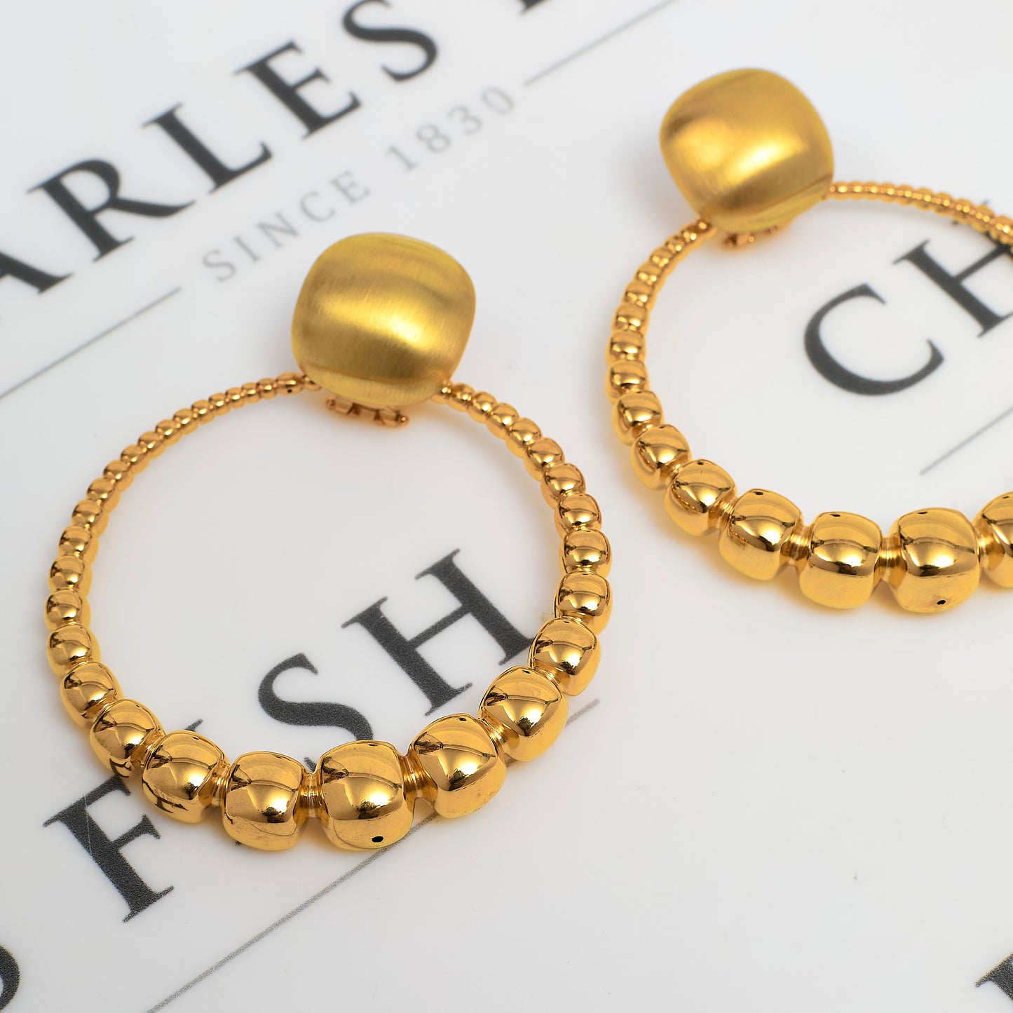 Pre-Owned 18ct Gold Graduated Bead Design Hoop Earrings