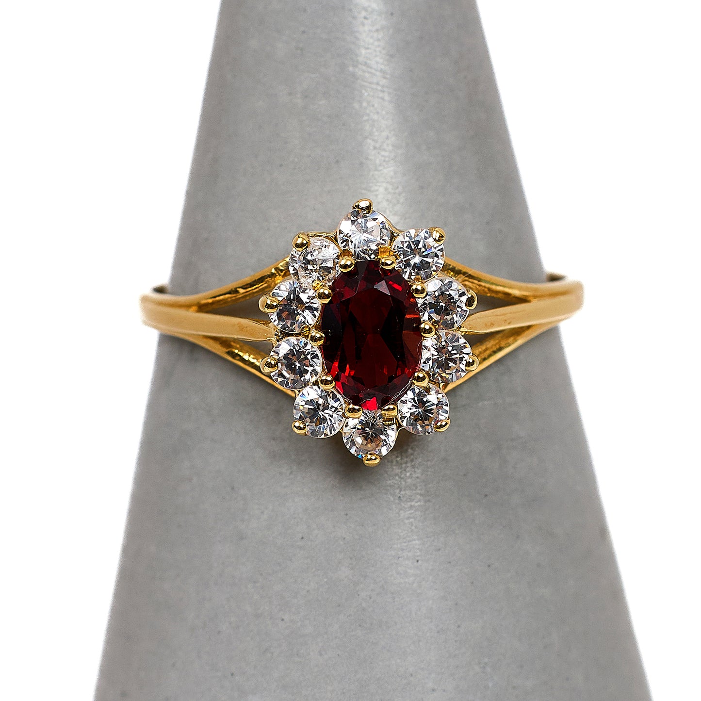 Pre-Owned 9ct Gold Oval Garnet & CZ Cluster Ring Size P