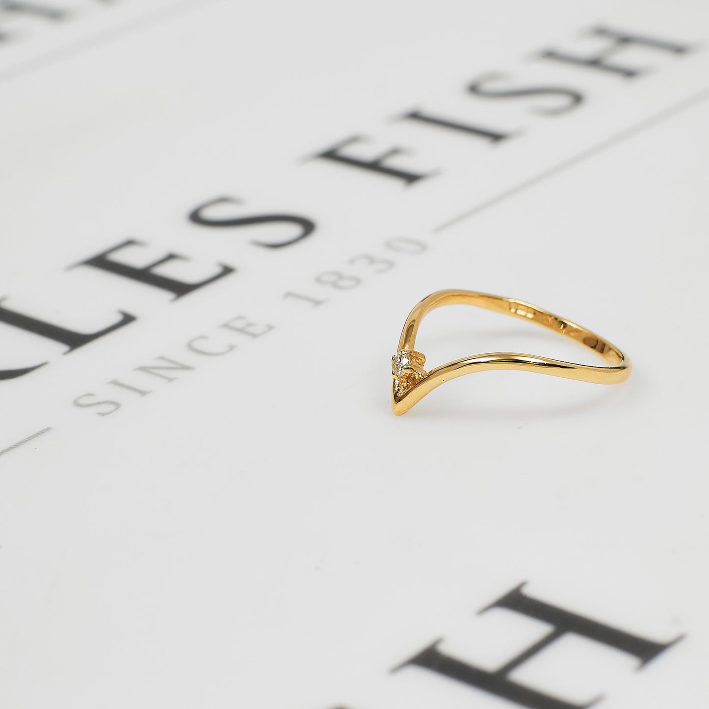 Pre-Owned 9ct Gold Single Diamond Wishbone Ring Size K