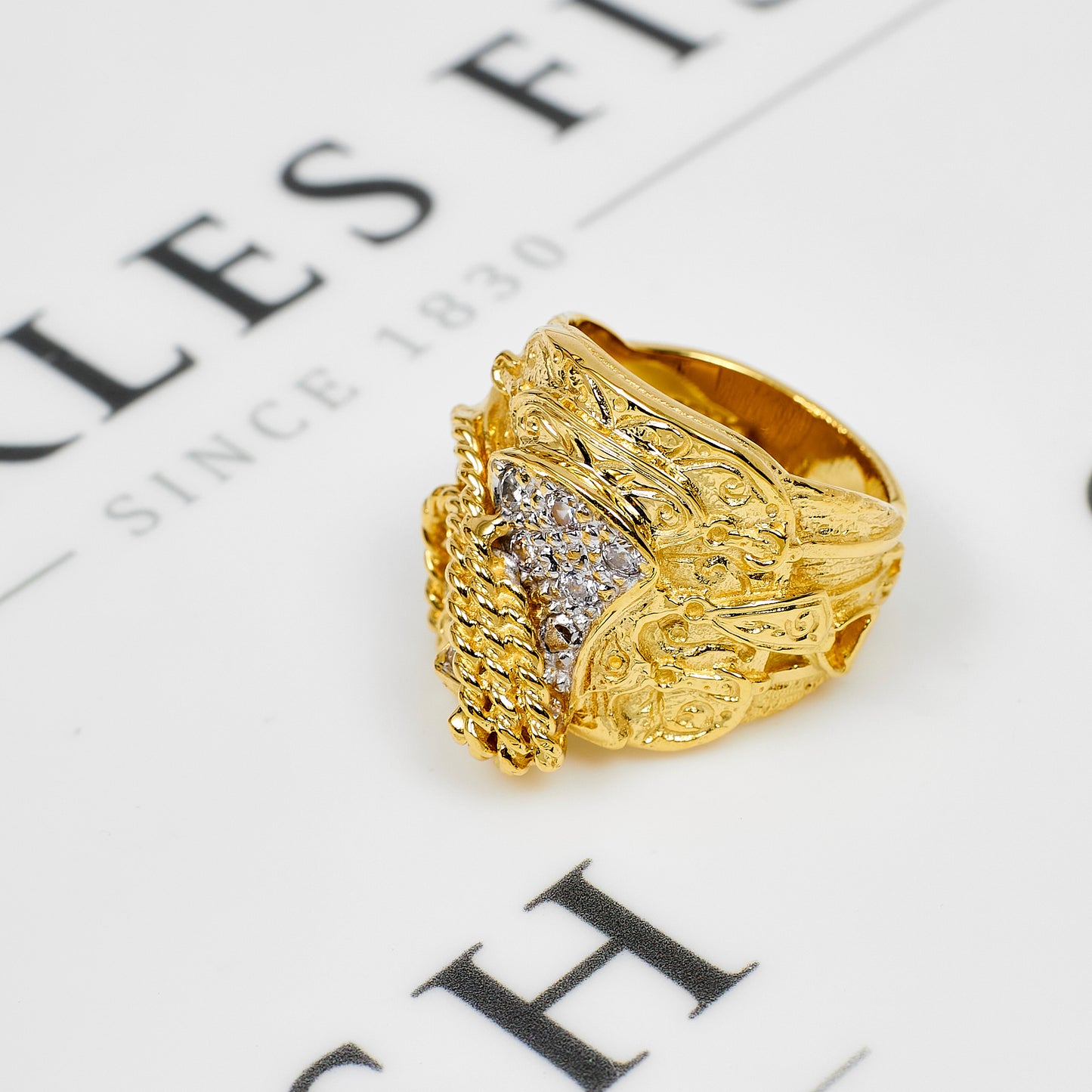 Pre-Owned Mens 9ct Gold CZ Horse Saddle Ring Size Z+1