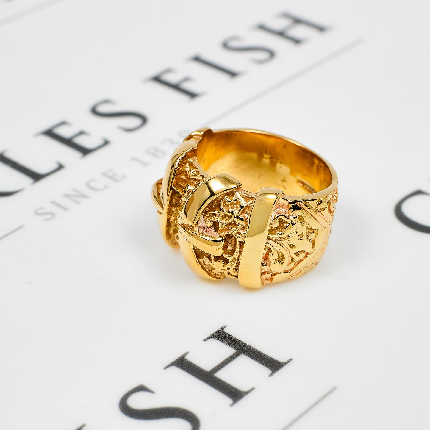 Pre-Owned Mens 9ct Gold Double Buckle Ring Size Z+2