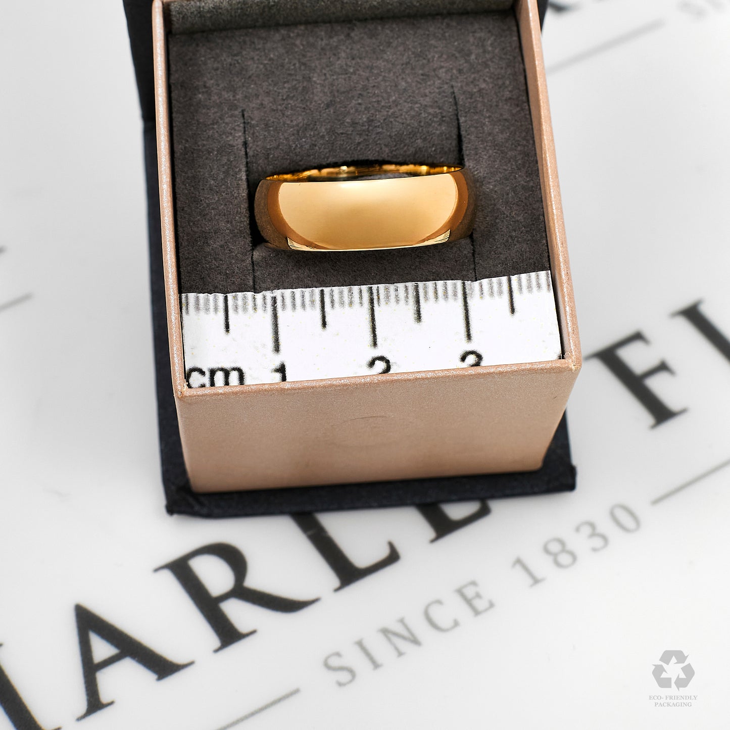 Pre-Owned 9ct Gold Mens Wedding Band Ring Size W