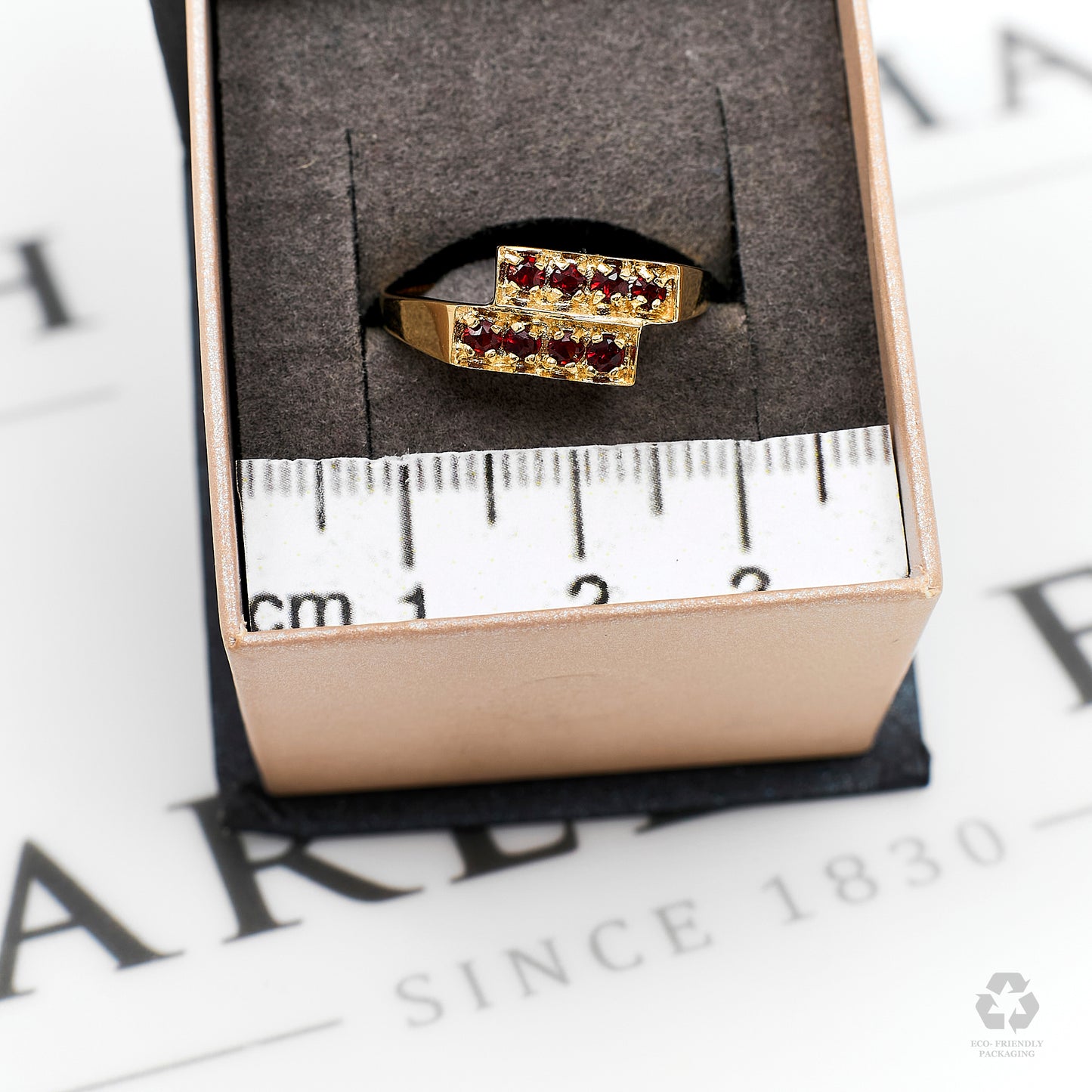 Pre-Owned 9ct Gold 8 Garnet Dress Ring Size P