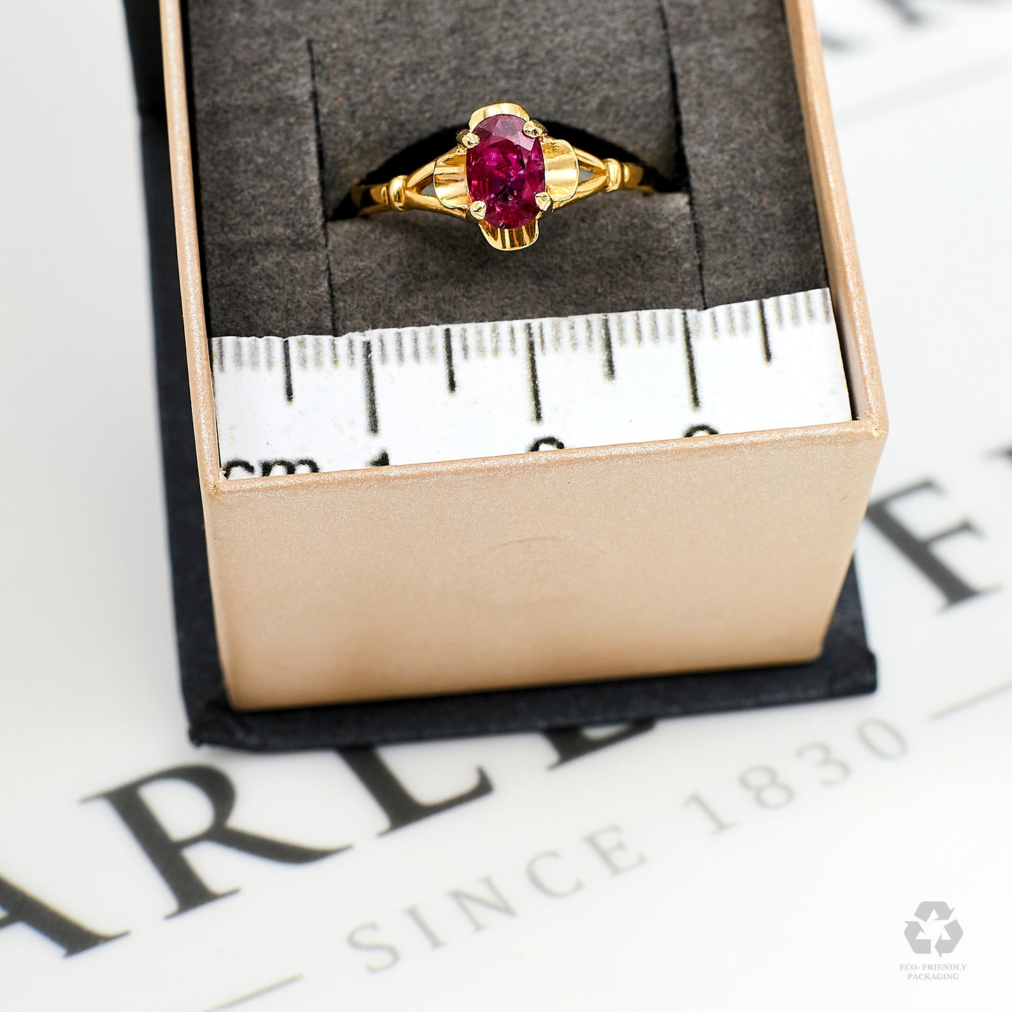 Pre-Owned 9ct Gold Oval Ruby Ring Size P