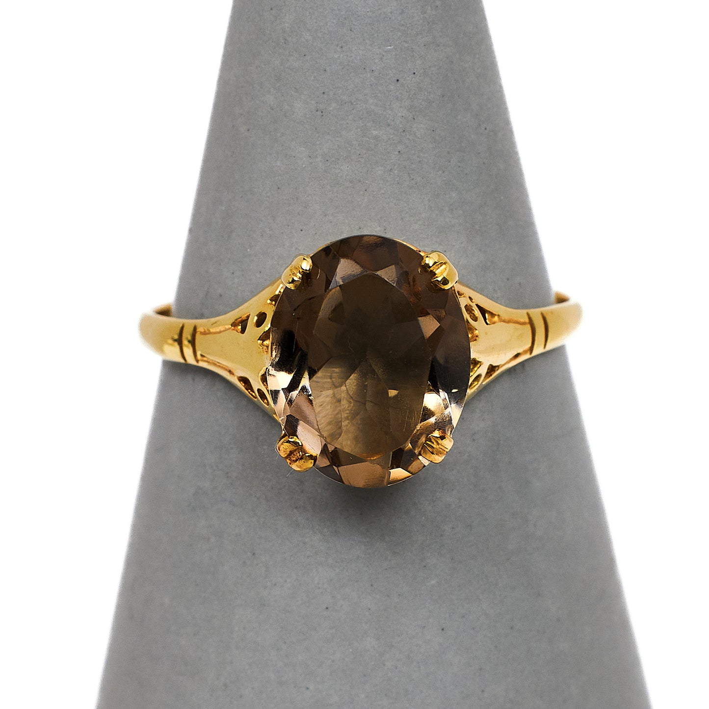 Pre-Owned 9ct Gold Oval Quartz Ring Size O
