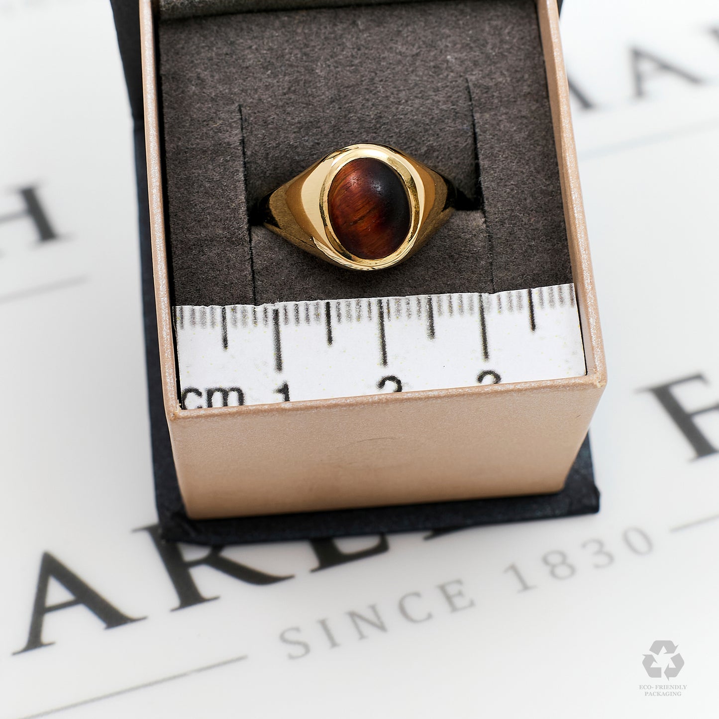 Pre-Owned 9ct Gold Oval Cabochon Tigers Eye Ring Size N.5