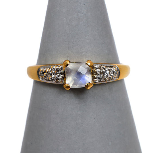 Pre-Owned 9ct Gold Square Quartz & White Zircon Ring Size Q