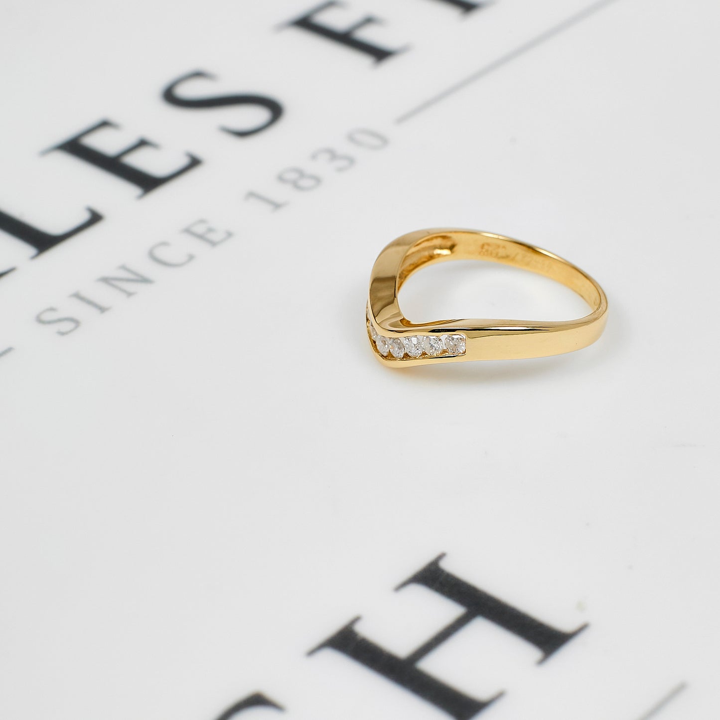 Pre-Owned 9ct Gold 9 Diamond Wishbone Ring Size L