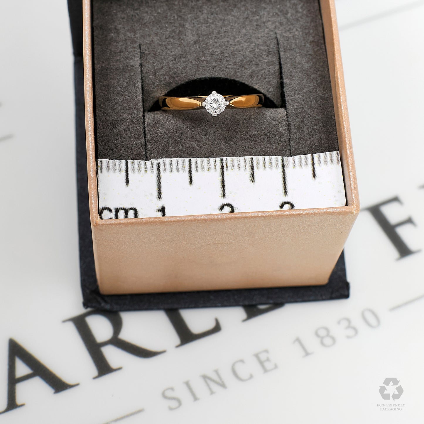 Pre-Owned 9ct Gold Diamond Solitaire Ring Size H