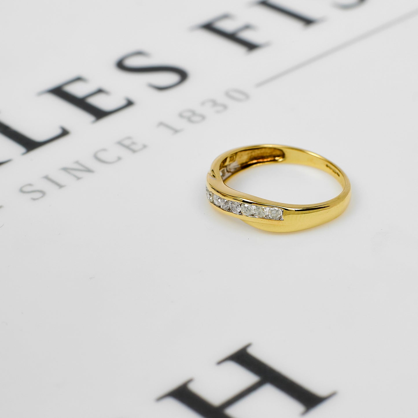 Pre-Owned 9ct Gold 11 Diamond Crossover Ring Size L