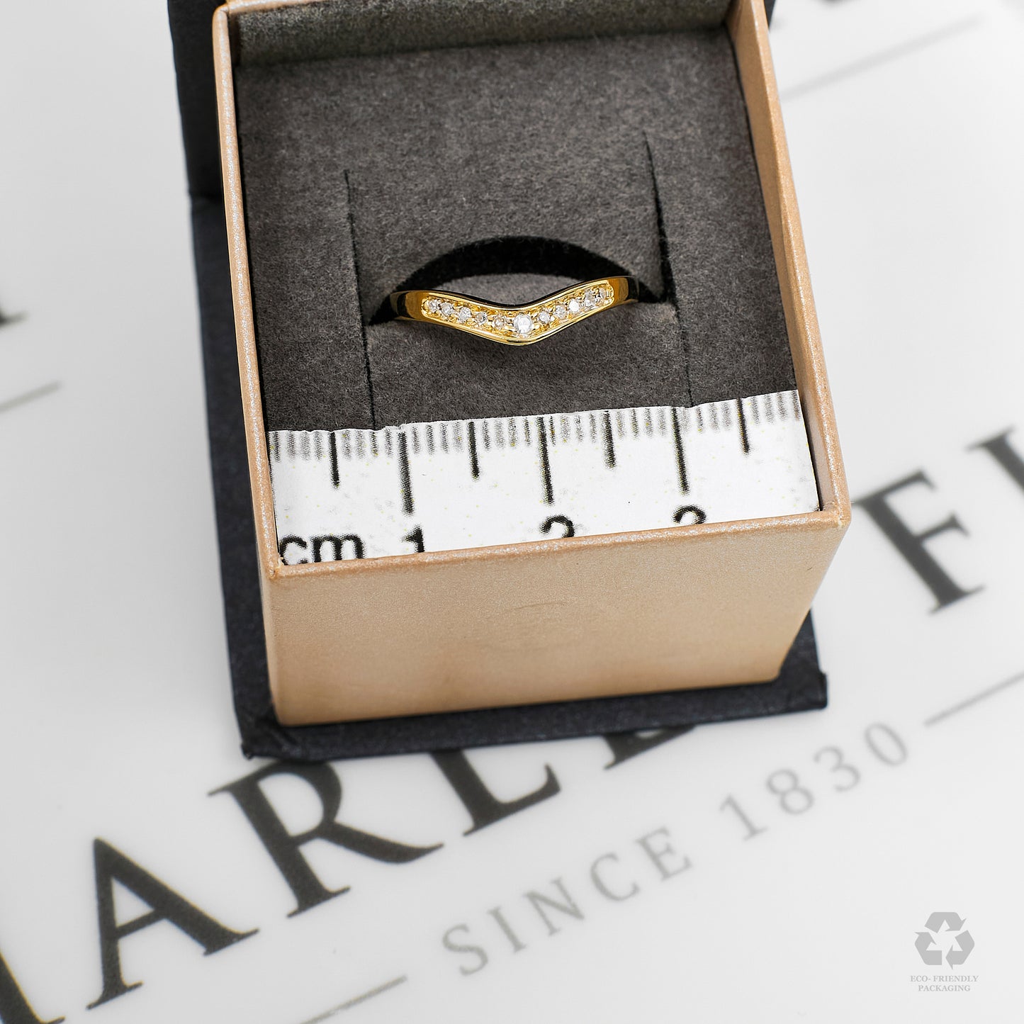 Pre-Owned 9ct Gold 11 Diamond Wishbone Ring Size L.5
