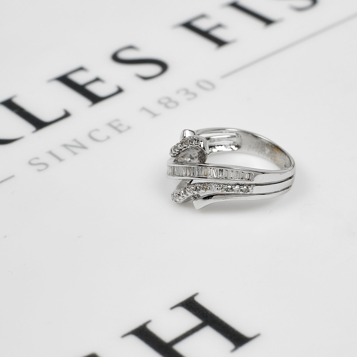 Pre-Owned 9ct White Gold Diamond Crossover Ring Size L.5