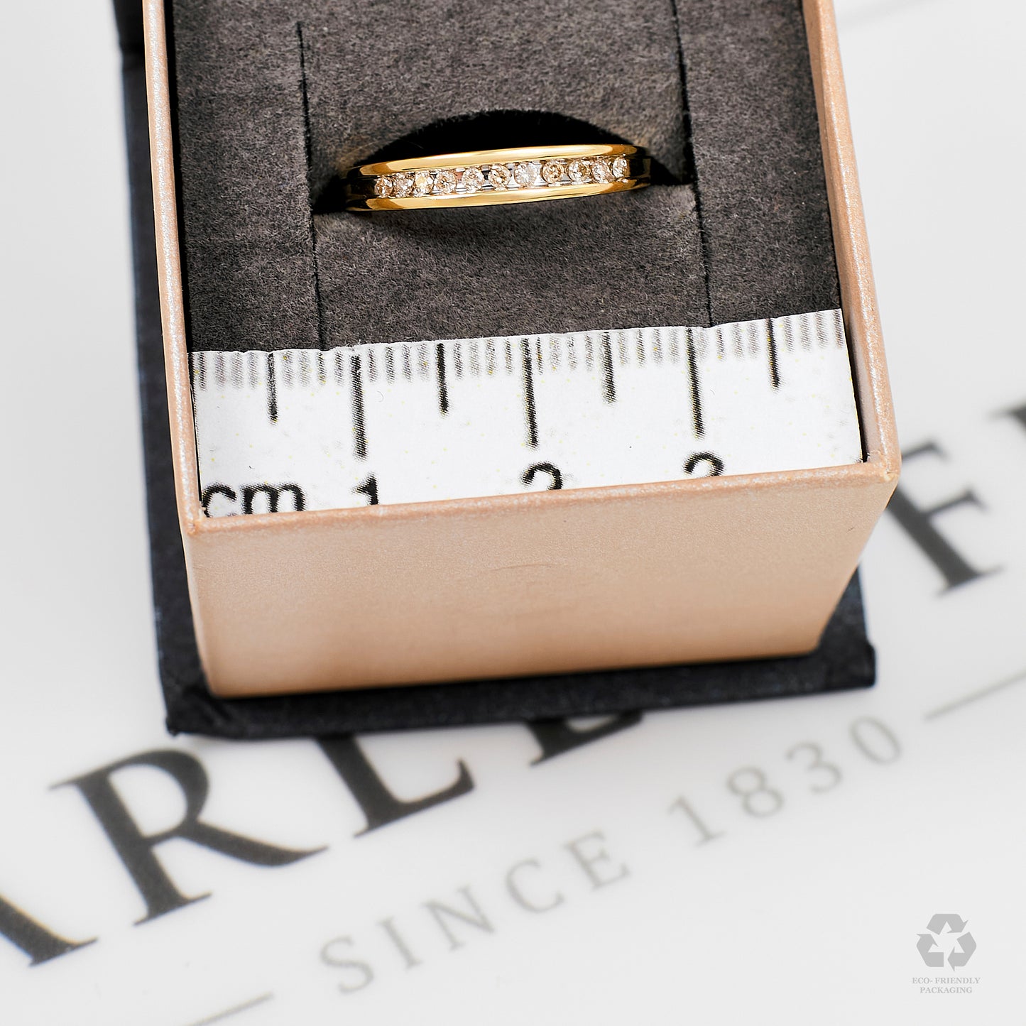 Pre-Owned 9ct Gold 11 Diamond Dress Ring Size L