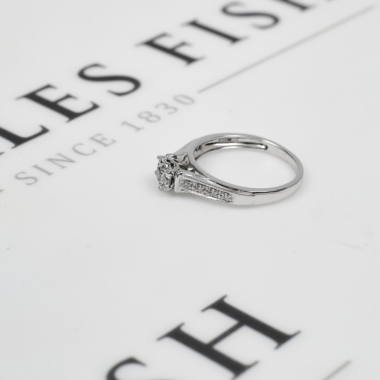 Pre-Owned 9ct White Gold Cluster Ring Size N