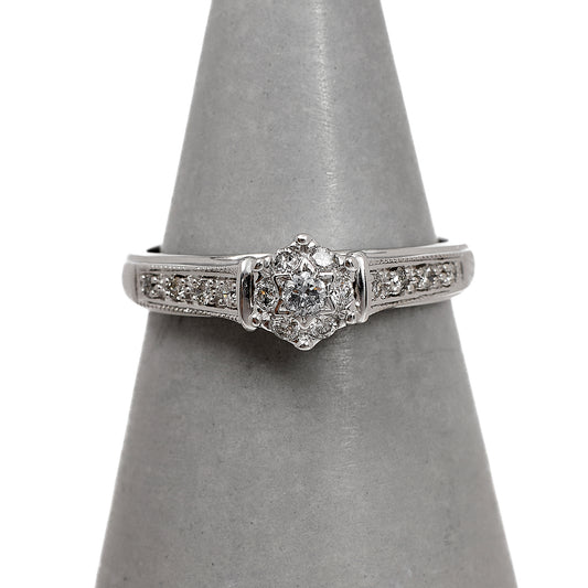 Pre-Owned 9ct White Gold Cluster Ring Size N