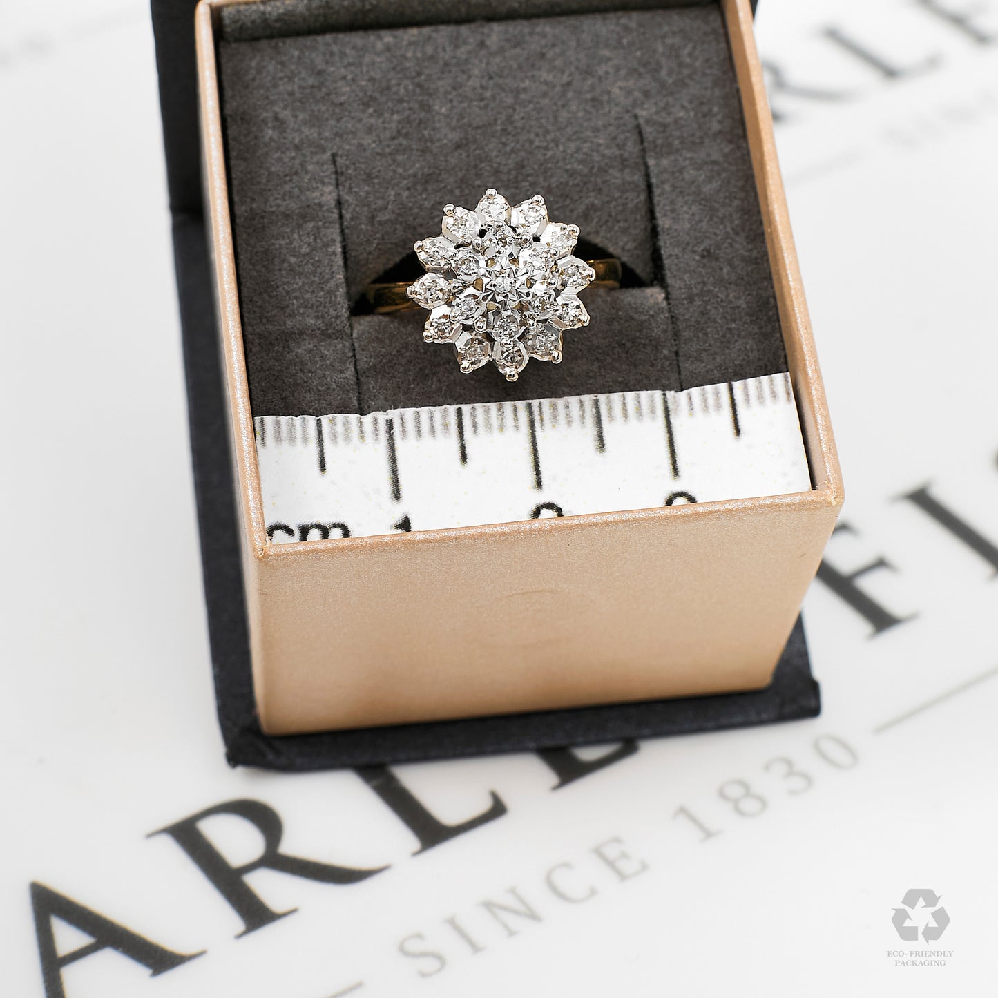 Pre-Owned 9ct Gold Illusion Set Diamond Cluster Ring Size M