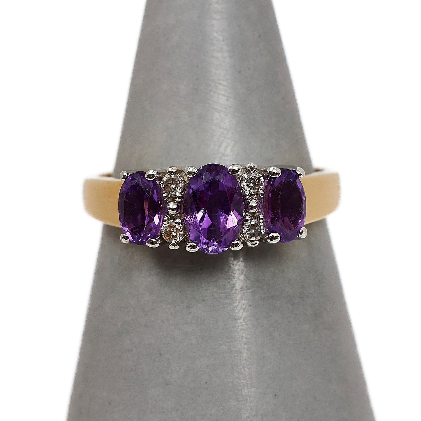 Pre-Owned 9ct Gold Amethyst & Diamond Ring Size J.5