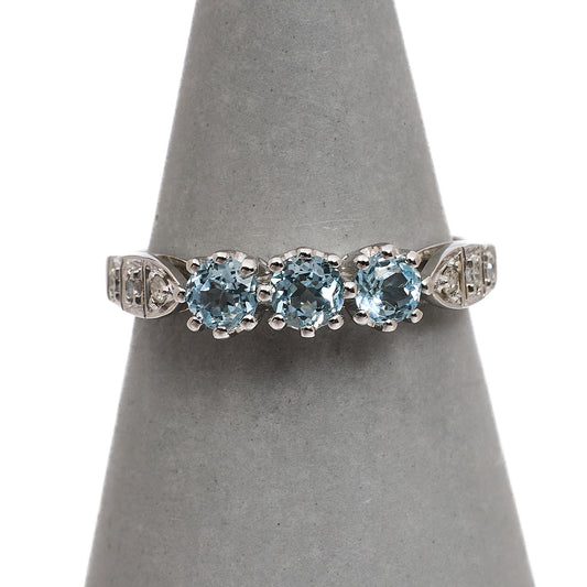 Pre-Owned 9ct White Gold Topaz & Diamond Ring Size L.5