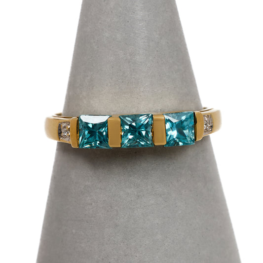 Pre-Owned 9ct Gold Square Topaz & Diamond Ring Size N