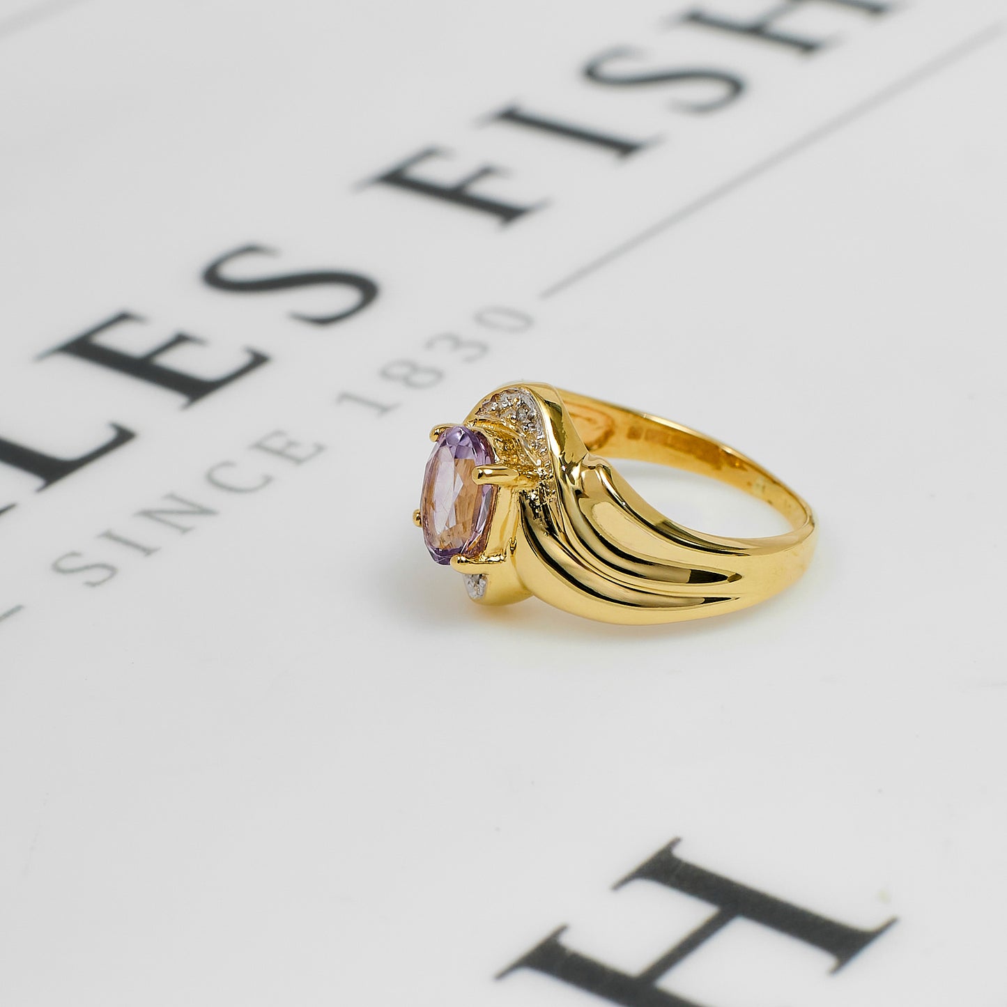 Pre-Owned 9ct Gold Oval Amethyst & Diamond Twist Design Ring