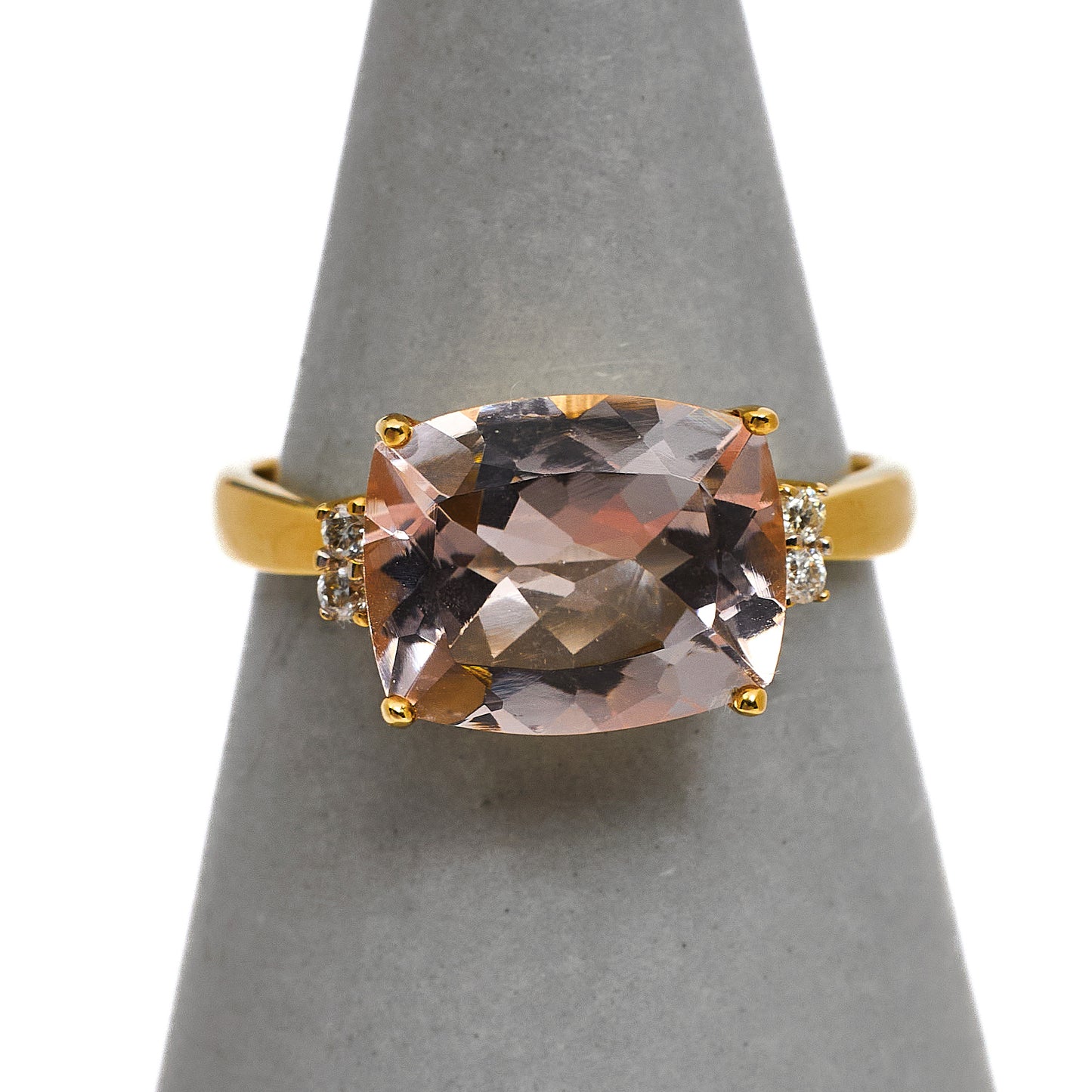 Pre-Owned 9ct Gold Rectangle Morganite & Diamond Ring