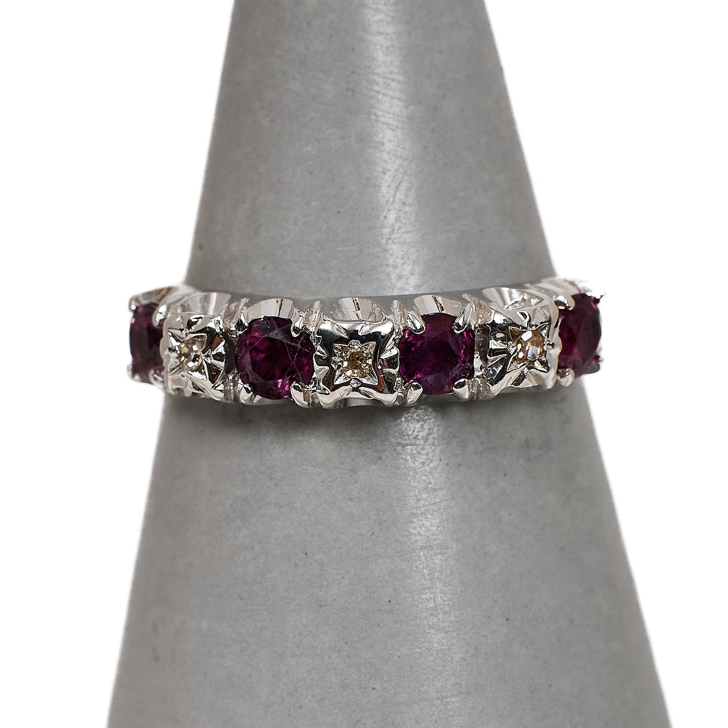 Pre-Owned 9ct Gold Ruby & Diamond Dress Ring Size L.5