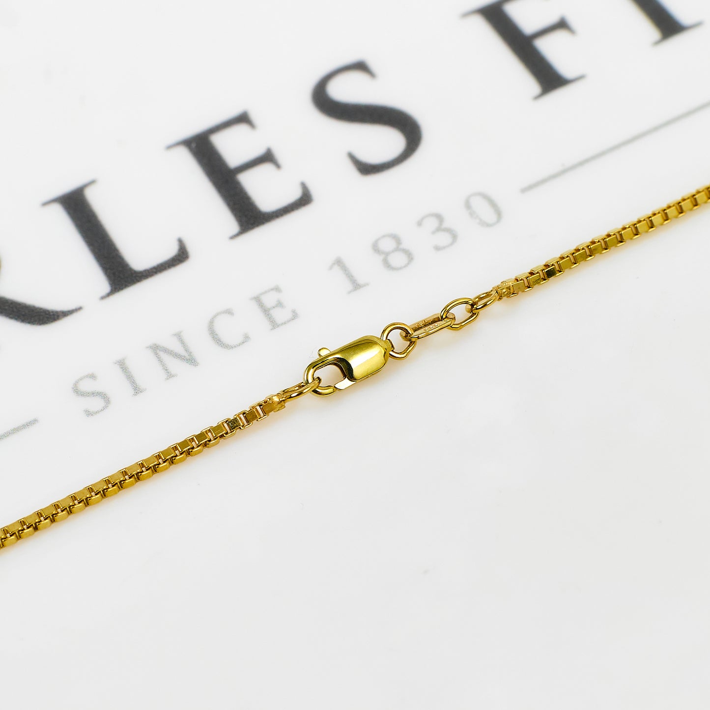 Pre-Owned 9ct Gold Box Link Chain Necklace 18 Inch