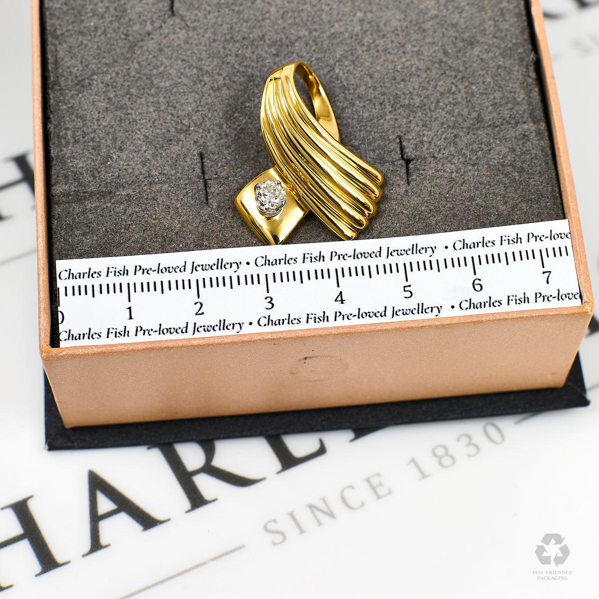 Pre-Owned 14ct Gold Diamond Swirl Pendant