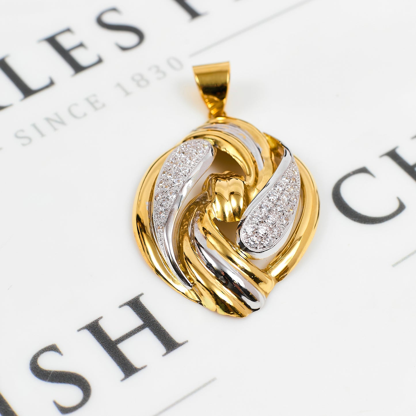 Pre-Owned 18ct Gold 2 Tone CZ Pendant & Bangle SET